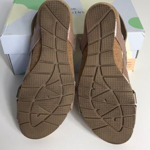 kendra khloe earth origins shoes